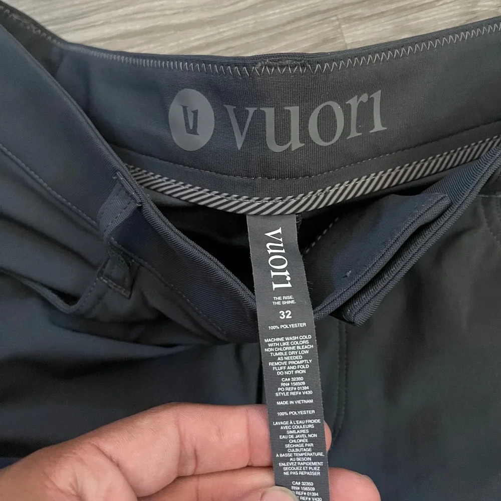 Vuori Aim Pant Charcoal Gray Technical Stretch Chino Trousers Mens 32 V430